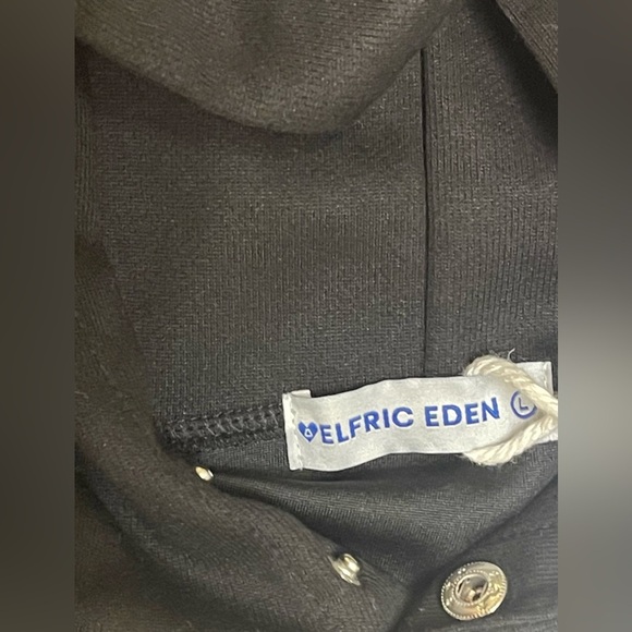 Elfric Eden
Oversized Black Spider Graphic Hoodie - Picture 15 of 16